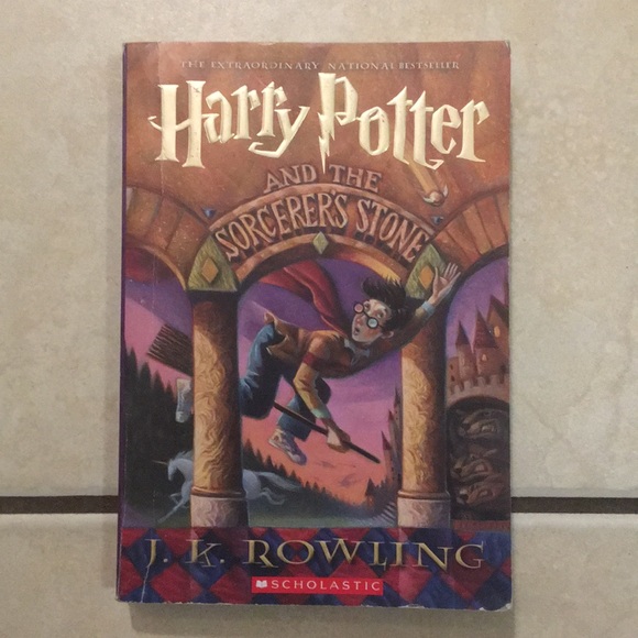 Harry Potter & kids books - Picture 2 of 4